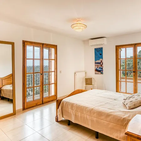 Holiday home Q